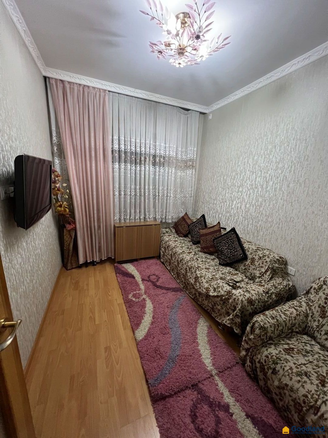 Kvartira 4 xonalar 83 m² Toshkentda