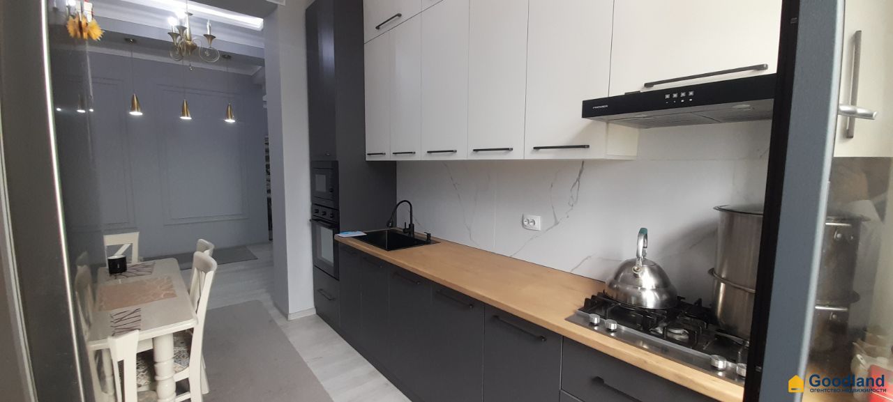 Kvartira 3 xonalar 95 m² Toshkentda